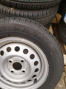 Kolo kpl. 155/70 R13 74N 4x13 100x4 ET30 M+S VÝPRODEJ