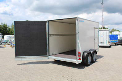 TANATECH Skříňový přívěs Sirius G305 305x171x190cm 2500kg ALU Kombi dveře/rampa