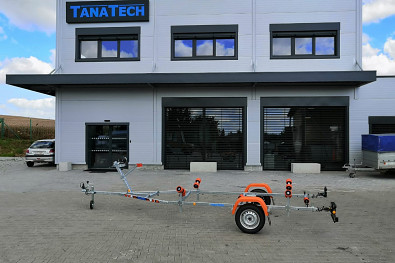 Tanatech Thomas přívěs na lodě BT-750L/520-BLX 750kg, přeprava lodí, přepravník lodí