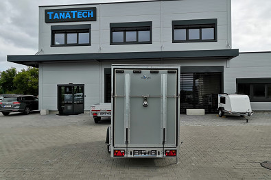 Tanatech Skříňový přívěs Tomplan TFDS 300.01 1300kg